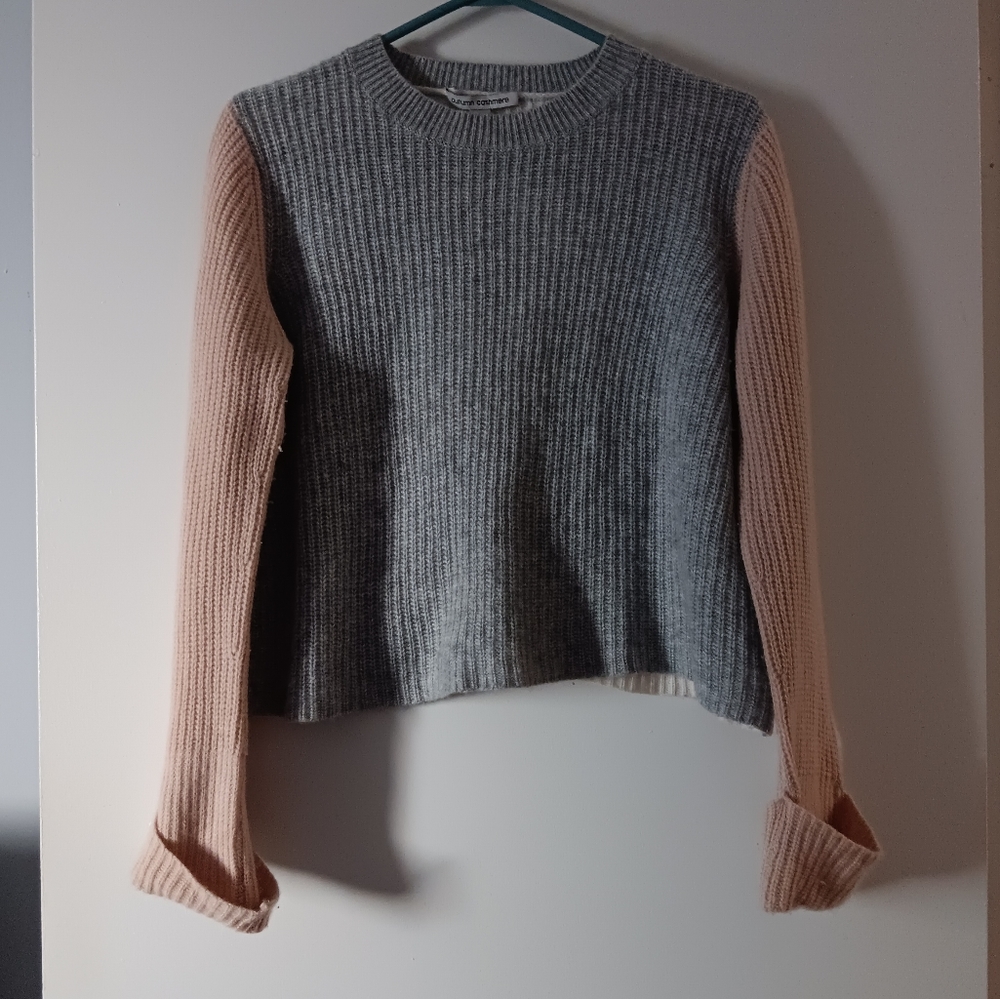 Autumn Cashmere Gray and Cream Ribbed Sweater